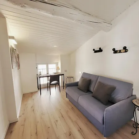 Attico Sul Mountain Iseo Hospitality * Ловере