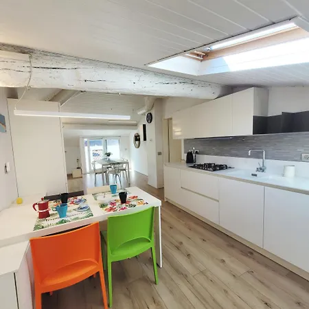 Attico Sul Mountain Iseo Hospitality Ловере