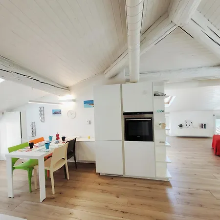 Апартаменты Attico Sul Mountain Iseo Hospitality