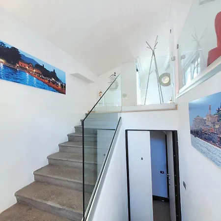 Апартаменты Attico Sul Mountain Iseo Hospitality Ловере