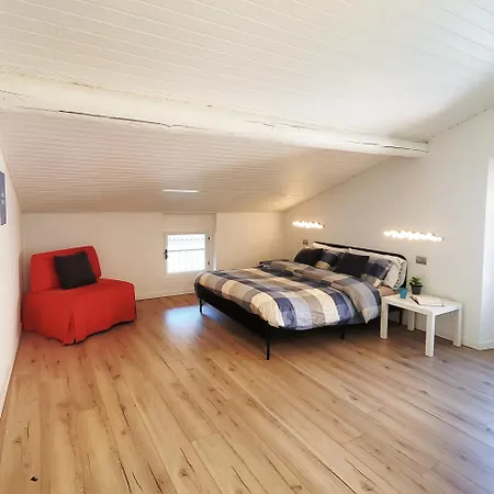 Attico Sul Mountain Iseo Hospitality *