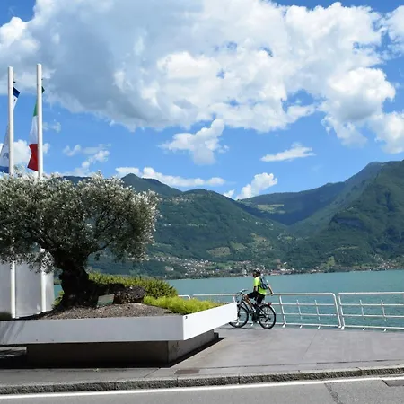 Attico Sul Mountain Iseo Hospitality Апартаменты