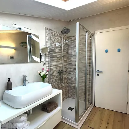 Attico Sul Mountain Iseo Hospitality